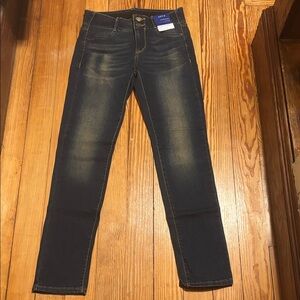 Apt. 9 Tummy Control Straight Leg Jeans size 4